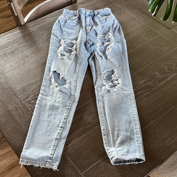 BDG Urban Outfitters Light Blue Distressed Straight Leg Jeans 24 - Picture 1 of 6